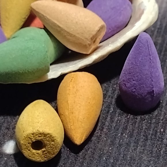 Small Abalone Seashell - Picture 5 of 5